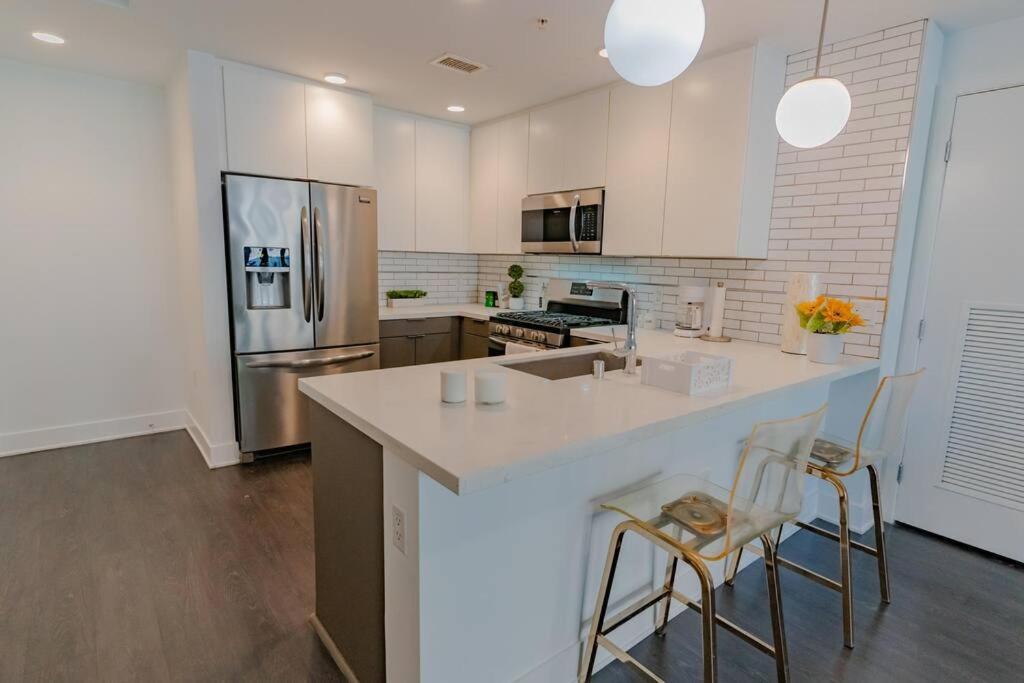 Ferienwohnung Downtown Paradise Escape With 2 Pools / Hot Tubs Los Angeles Exterior foto