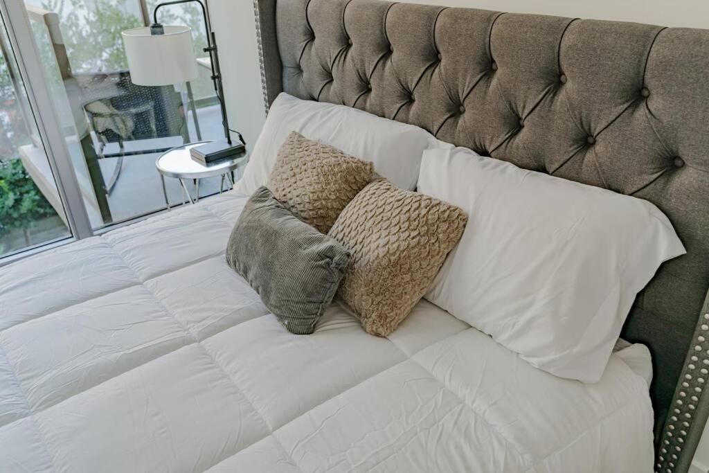 Ferienwohnung Downtown Paradise Escape With 2 Pools / Hot Tubs Los Angeles Exterior foto